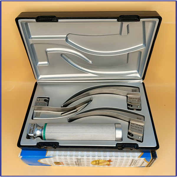 Laryngoscope Macintosh Fiber Optic 3 Blade 2-3-4 Set Adult Handle Premium Quality Plastics Box Blister Packing Sliver Gary Colour into Lapa Boxboard Box Packed