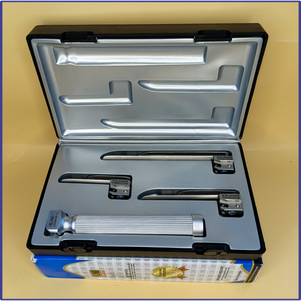 Laryngoscope Conventional Standard Miller 3 Blade 0-1-2 Set Child Handle Standard Quality Plastics Box Blister Packing Sliver Gary Colour into Lapa Boxboard Box Packed