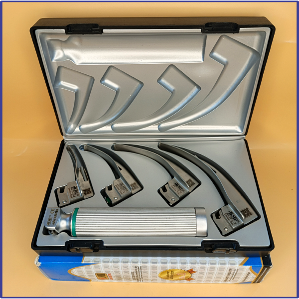 Laryngoscope Standard Macintosh Fiber Optic 4 Blade 0-1-2-3 Set Adult Handle Reusable Blades Plastics Box Blister Packing Sliver Gary Colour into Lapa Boxboard Box Packed